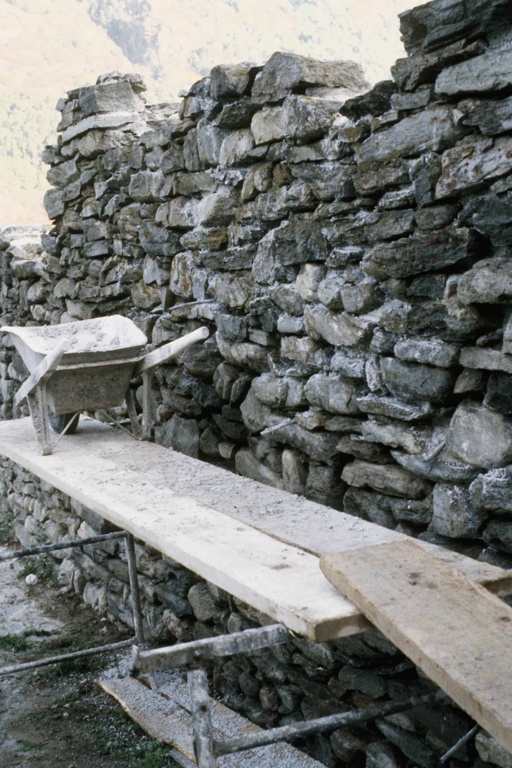 Sanierungen Unterhalt Landmauer Gamsen